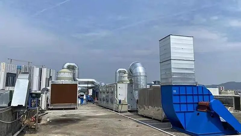 玻璃钢喷淋塔：环保设备中的“空气净化器